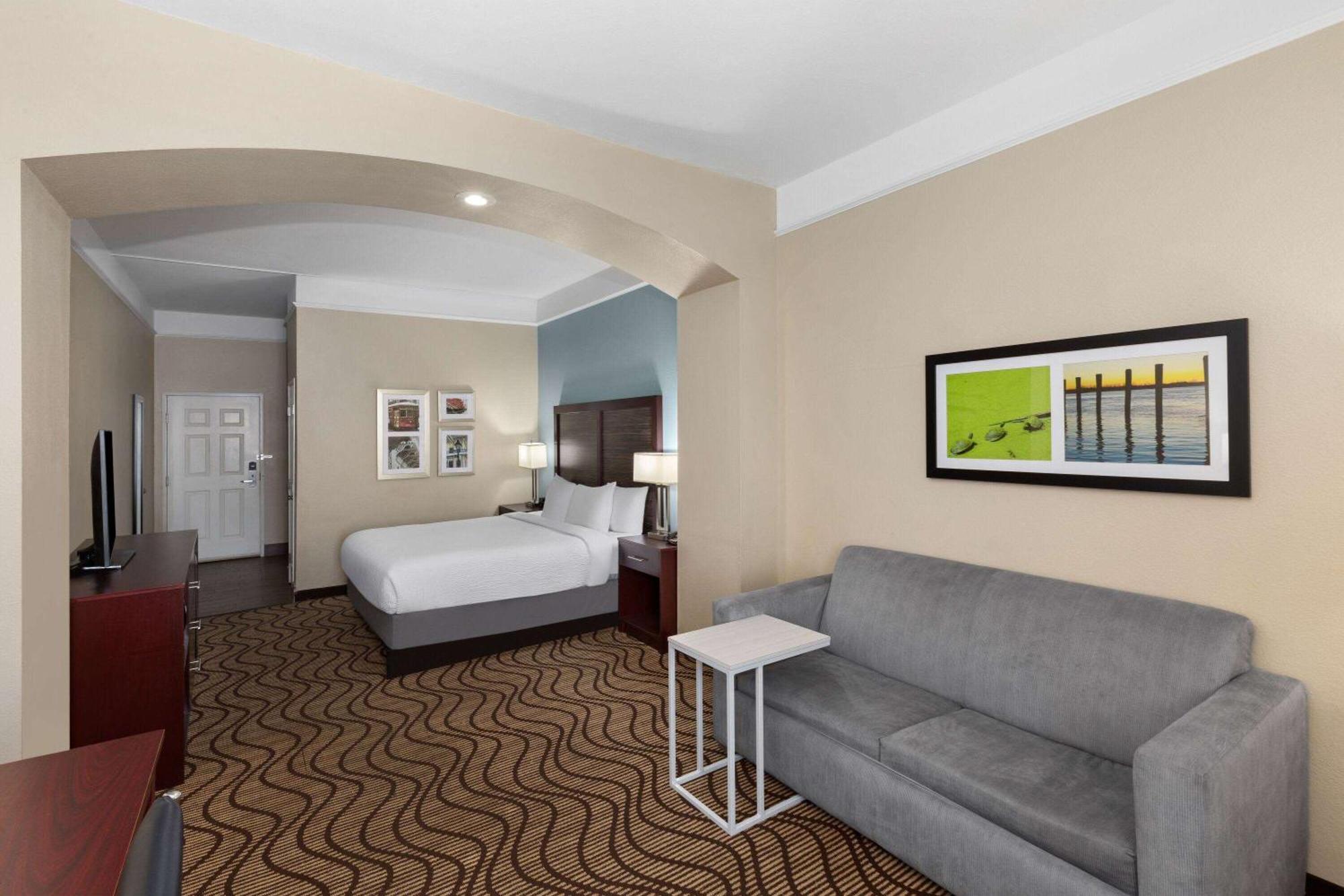 Hotel La Quinta By Wyndham 3*